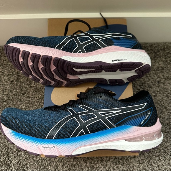 ASICS Women's GT-2000 10 Lake Drive/White Running Shoes, Size 8.5 - Picture 9 of 10